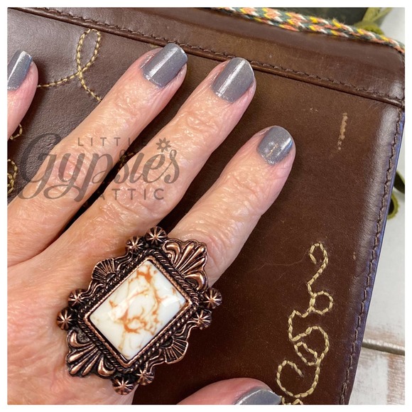 Howlite Natural Stone Adjustable Ring - Picture 3 of 8